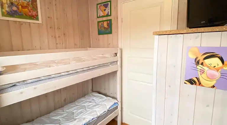 Naturskønt sommerhus med shelter og bålplads