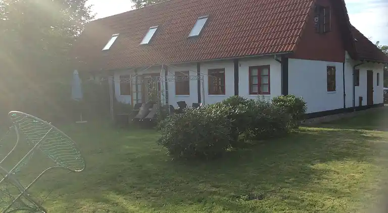 Idyllisk landsted på solskinsøen