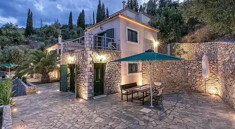 Villa in Pera Melana