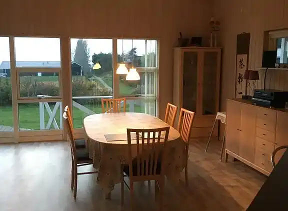 Sommerhus ved Øer Strand