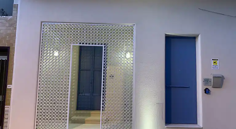 2 rooms apartment only 50 mt from the Jonio sea