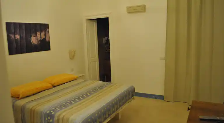 2 rooms apartment only 50 mt from the Jonio sea