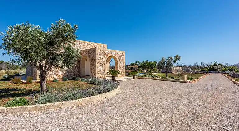 Leukos, charmant villa in Salento with exclusive pool.