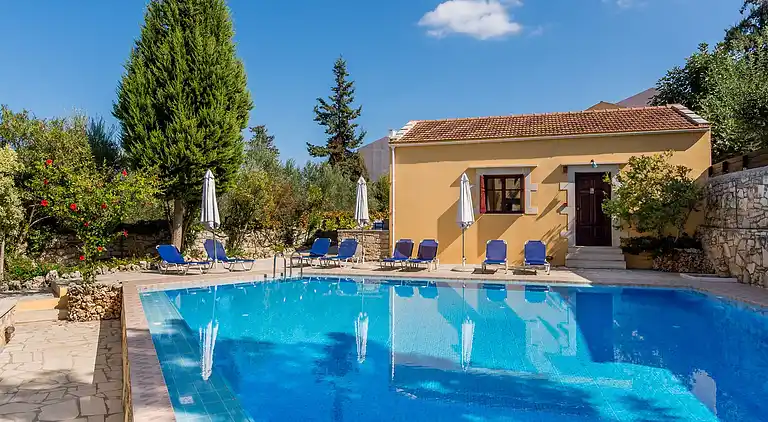 Villaggio Cretese vicino alla spiaggia