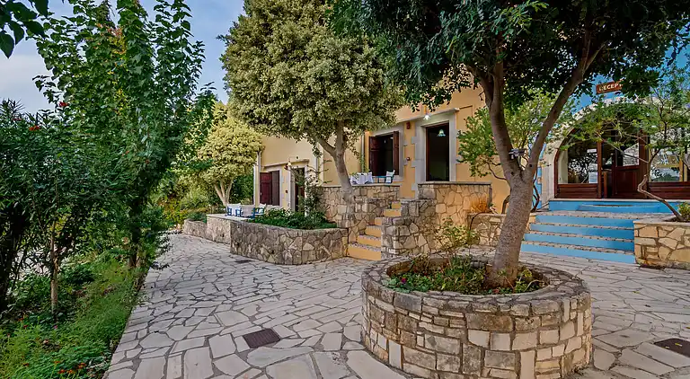 Villaggio Cretese vicino alla spiaggia