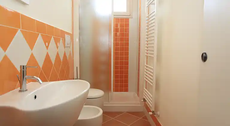 FIRST FLOOR ONE BEDROOM APARTMENT