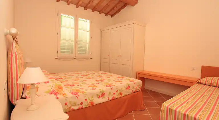 FIRST FLOOR ONE BEDROOM APARTMENT