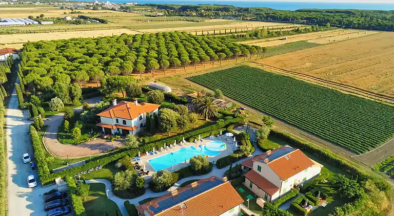 GROUND FLOOR ONE BEDROOM APARTMENT