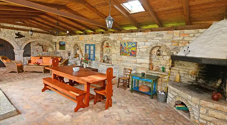 Beautiful Istrian stone house with private pool and garden 