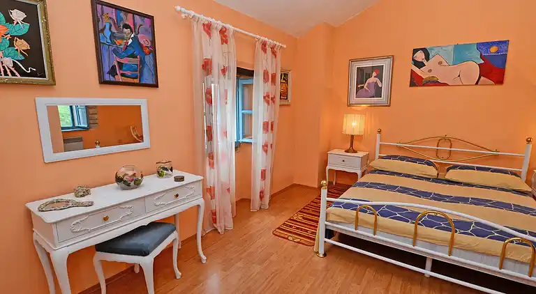 Beautiful Istrian stone house with private pool and garden 