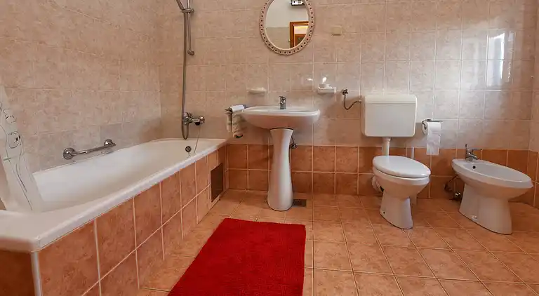 Smukt sommerhus med privat pool og have