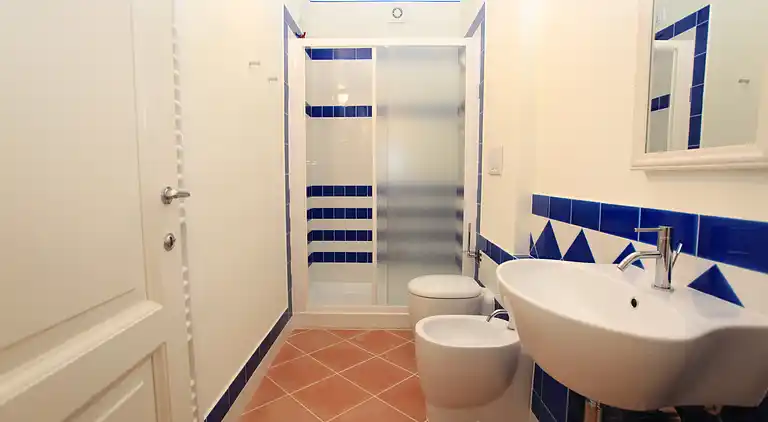 GROUND FLOOR TWO BEDROOM APARTMENT