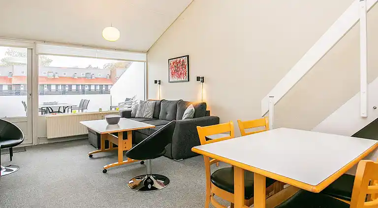 2 vær., Stuen/1. sal