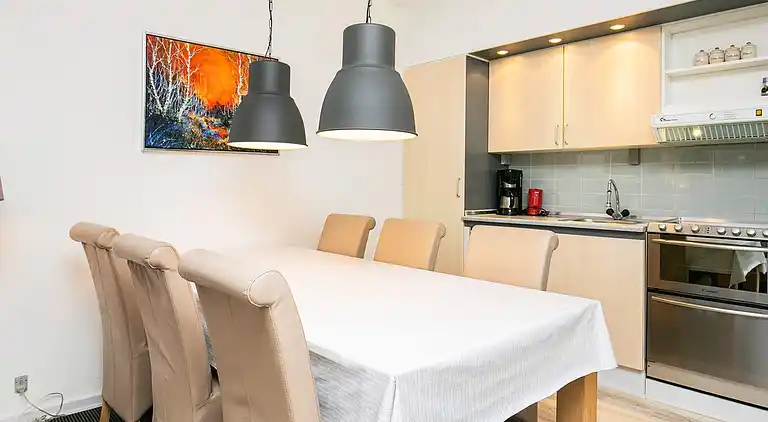 2 vær., Stuen/1. sal