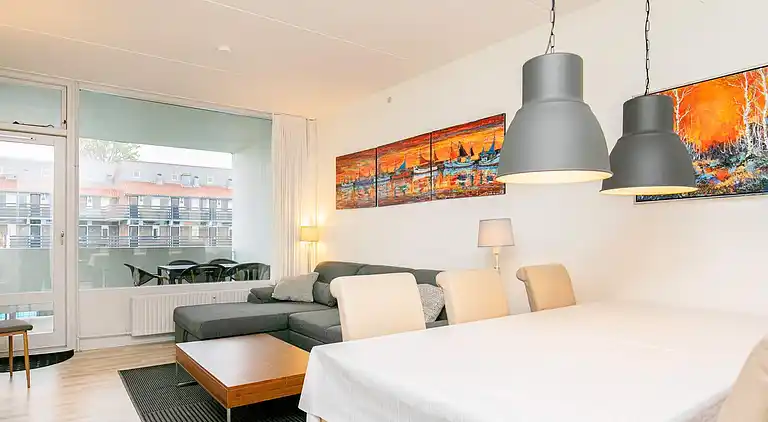 2 room,ground/1 st floor