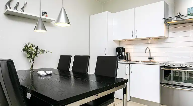 2 room w/seaview,ground/1 st floor