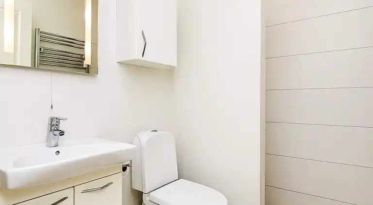 2 room w/seaview,ground/1 st floor