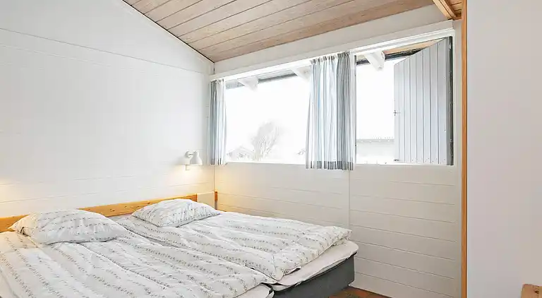 B-3½ rum m/havsutsikt