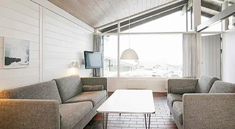 B-3½ room,renovated, Ocean view