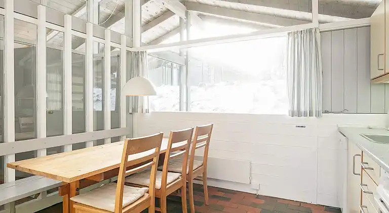 B-3½ rum m/havsutsikt