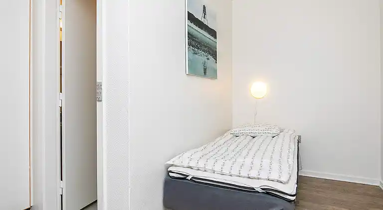 Hotel,single room incl.linen