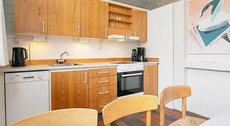 A-3½ room,close to beach