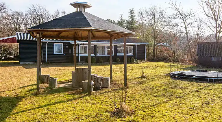 Sommerhus ved Øer Strand