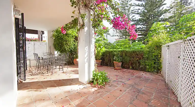 White Pearl beach J4, ground floor apartment 