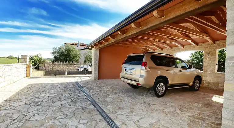 Beautiful new holiday villa with private pool, garden