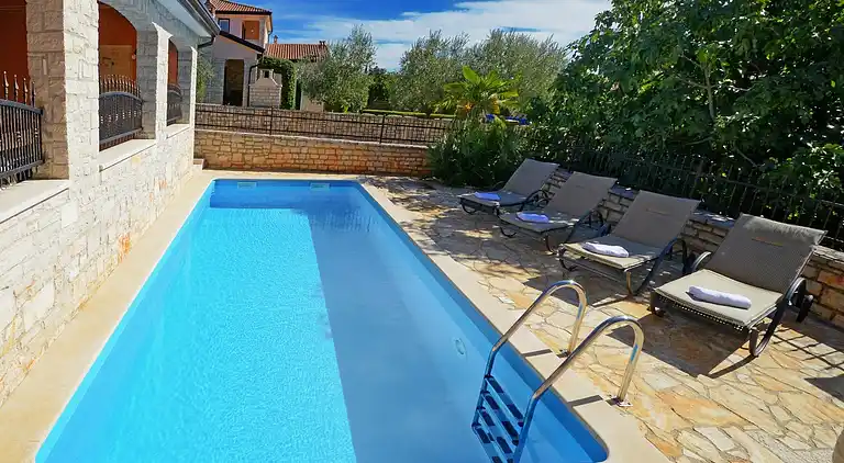 Beautiful new holiday villa with private pool, garden