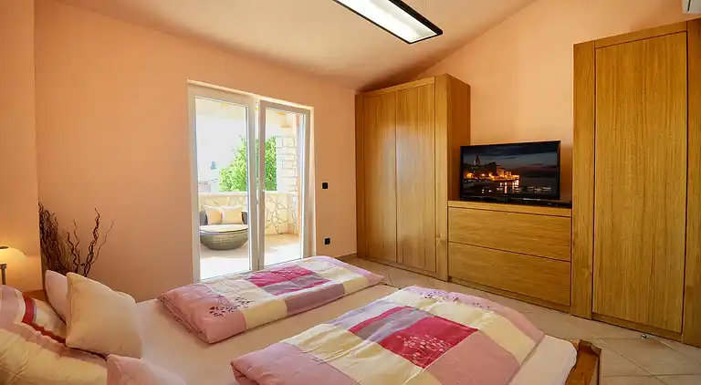 Beautiful new holiday villa with private pool, garden