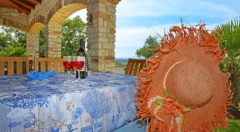 The villa with pool and garden, perfect for a family holiday