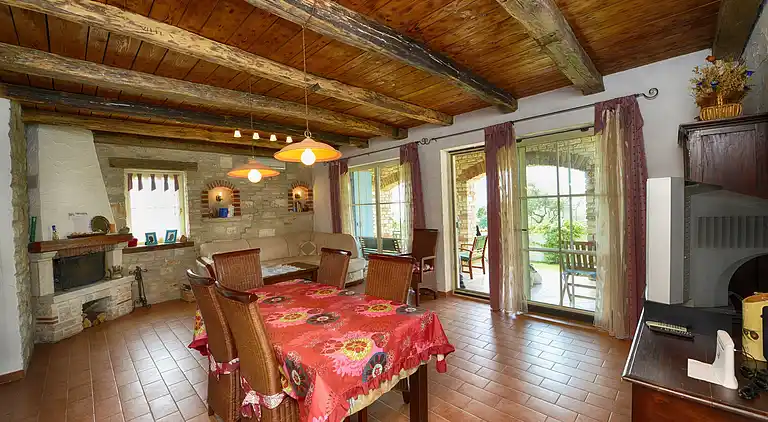 The villa with pool and garden, perfect for a family holiday