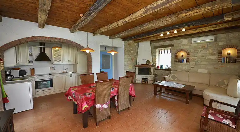 The villa with pool and garden, perfect for a family holiday