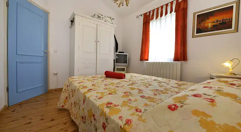 The villa with pool and garden, perfect for a family holiday