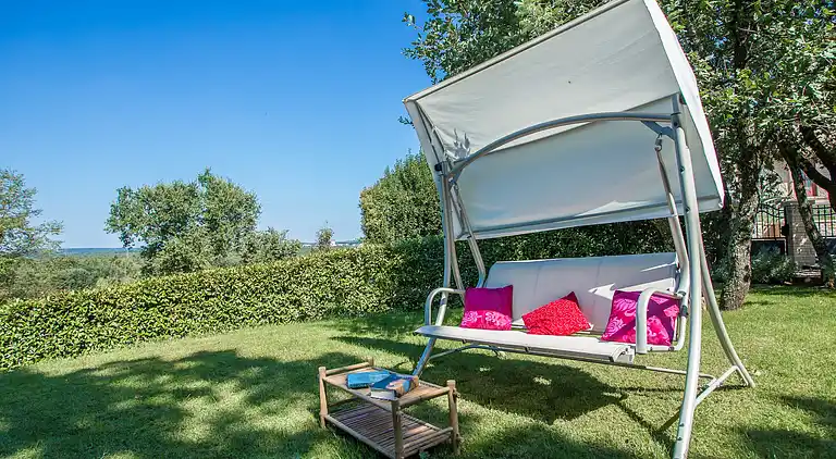 Beautiful villa with pool and a great garden