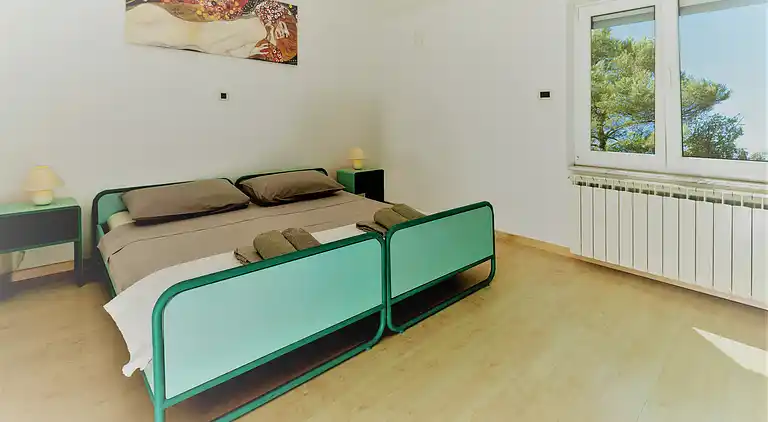 Just 3,5 km away from Porec, private Pool, WiFi, BBQ