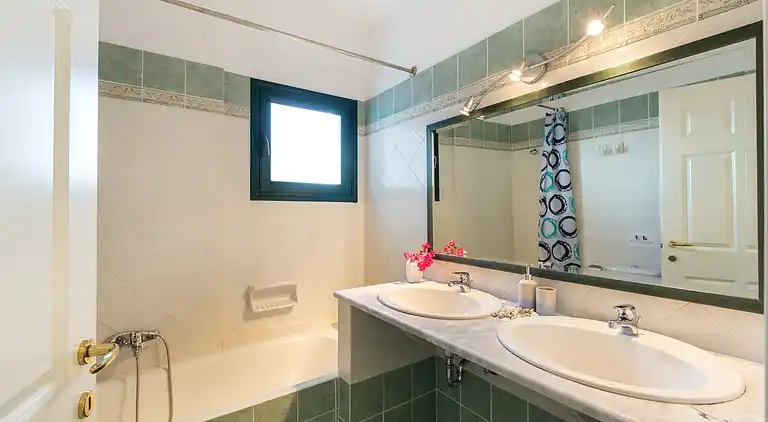 Villa in Pera Melana