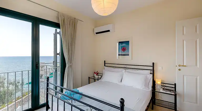 Villa in Pera Melana