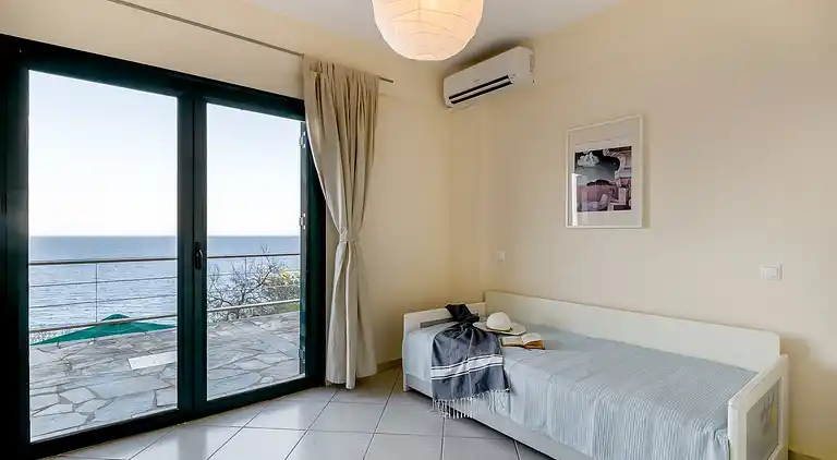 Villa in Pera Melana