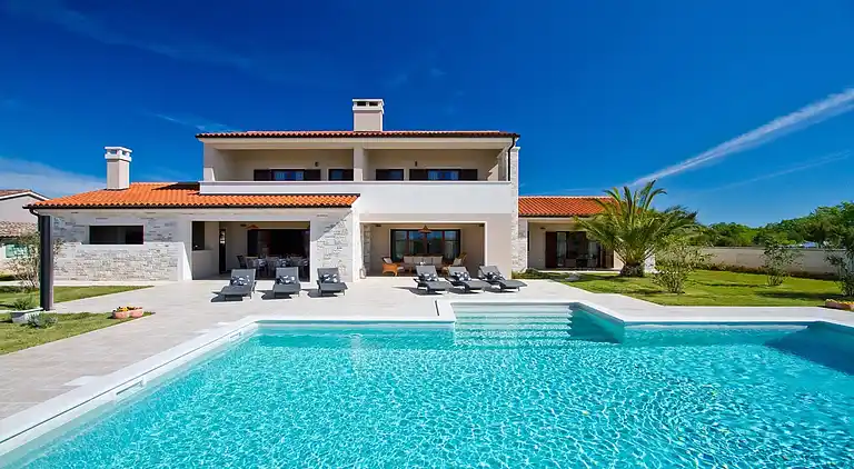 Cottage in Juršići