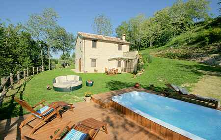 Villa in Monte San Martino
