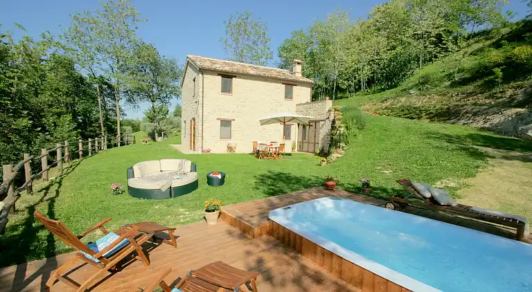 Villa i Monte San Martino