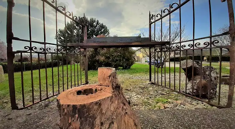 Holiday home in Thonac