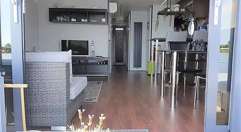 Sommerhus i Tingstadsvassen