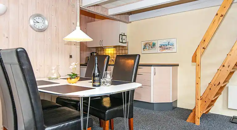 3 rom,2 nivå,Standard