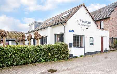 Holiday home in Ulestraten