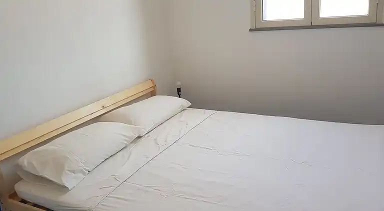 Villa Lumar facing the sea in a private rd.