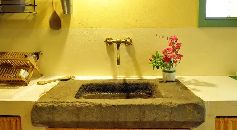 The farmhouse of the Caiano farm -  fenced garden