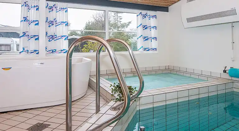 Sommerhus ved Øer Strand